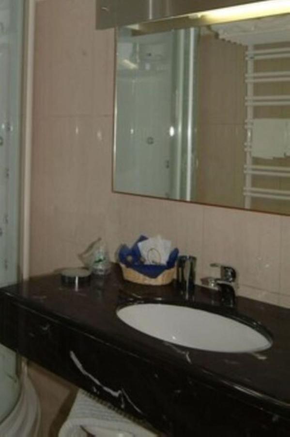 Albergo Roma, BW Signature Collection กัสเตลฟรันโก เวเนโต ภายนอก รูปภาพ