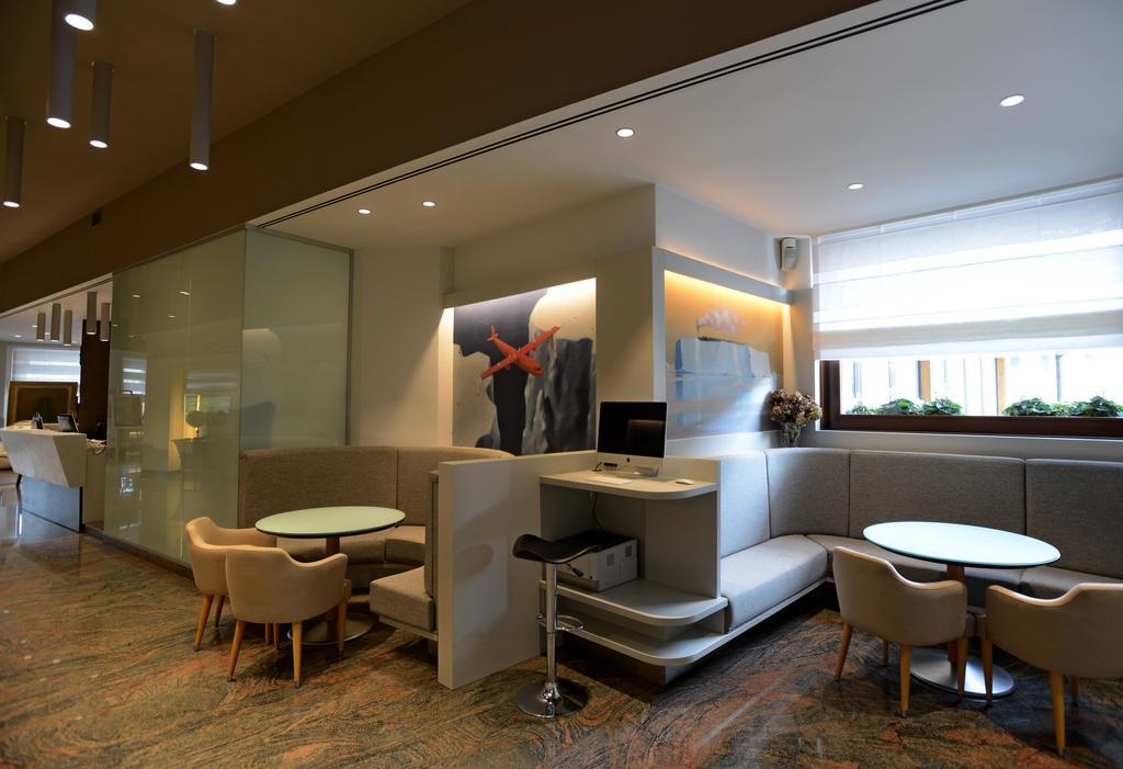 Albergo Roma, BW Signature Collection กัสเตลฟรันโก เวเนโต ภายนอก รูปภาพ